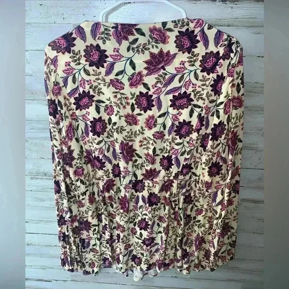 torrid Cream Floral Peasant Blouse with Plum Embroidery - Picture 8 of 15